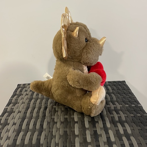 New Stuffed Dino love Triceratops 13” animal toy brown gold red - Picture 5 of 11